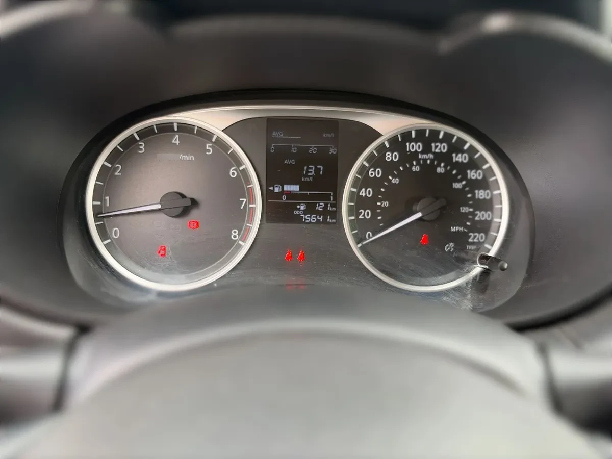 Nissan Versa 1.6 Sense 4x2 Mt 4p año 2023