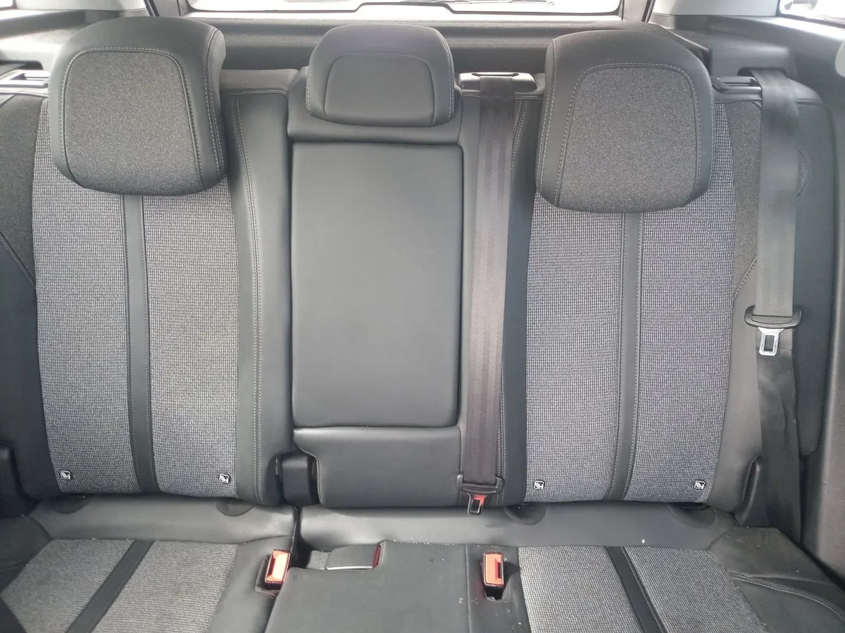 Peugeot 3008 1.5 Allure Bluehdi 4x2 130 Eat8 5p año 2020