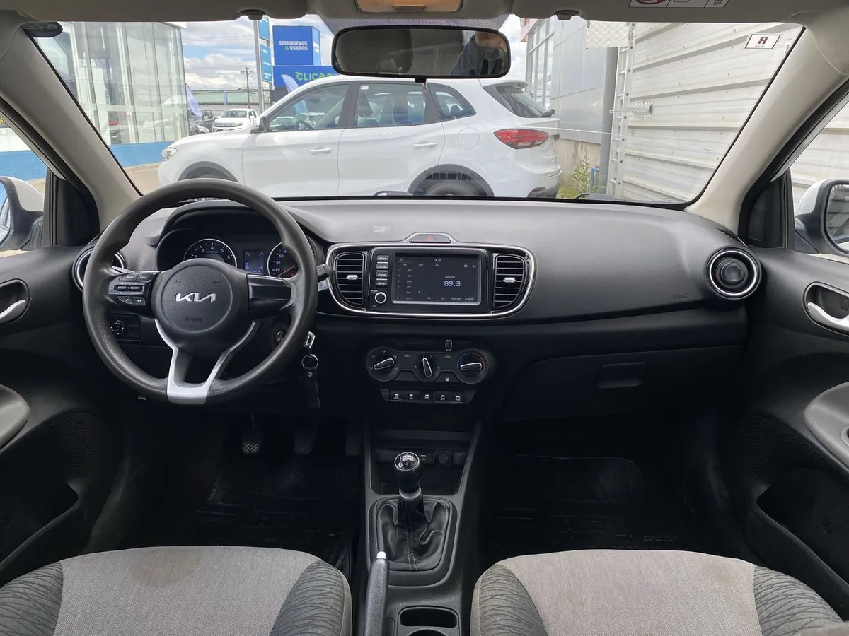 Kia Soluto 1.4 Lx 4x2 Mt 4p año 2022