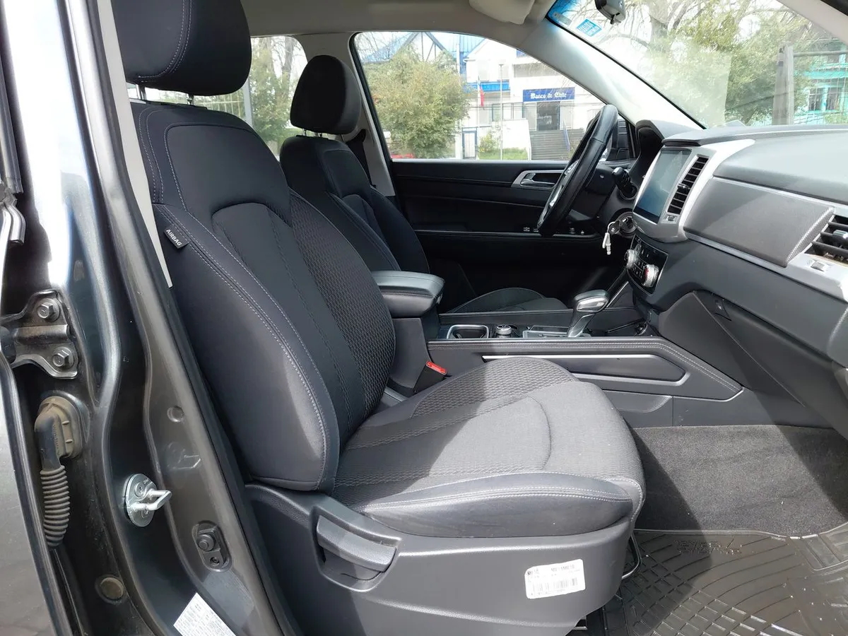 Ssangyong Rexton 2.0t Lx Awd 6ab 6at 5p año 2023