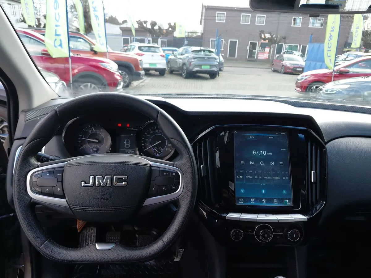 JMC Vigus 2.4 Plus Diesel 4x4 Euro5 Mt 4p año 2023