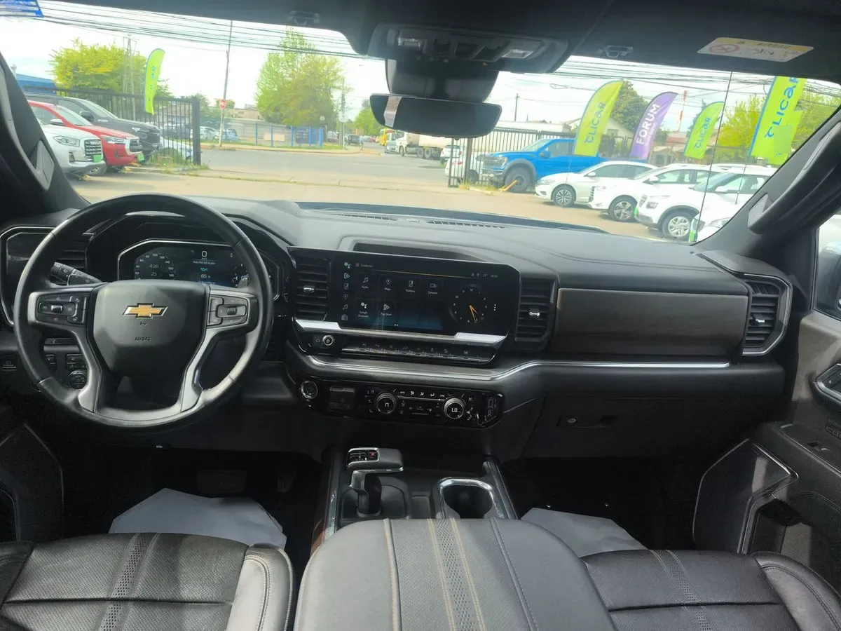 Chevrolet Silverado 3.0 High Country 4x4 At 4p año 2023