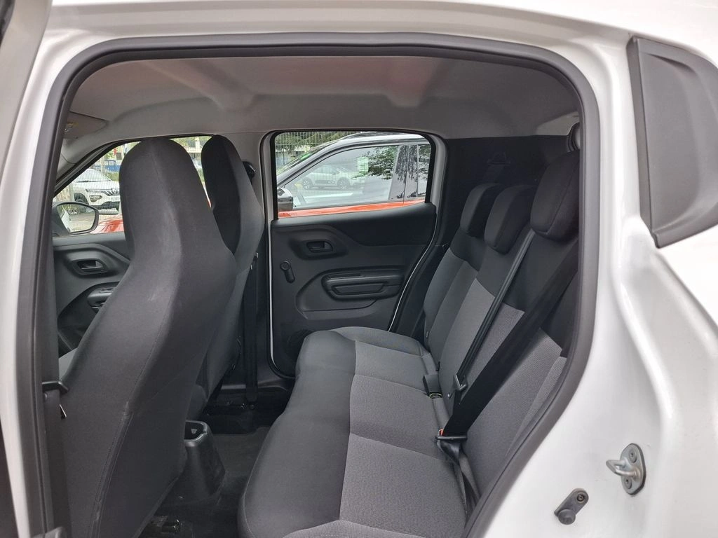 Citroen C3 Puretech 82 4x2 1.2 año 2025