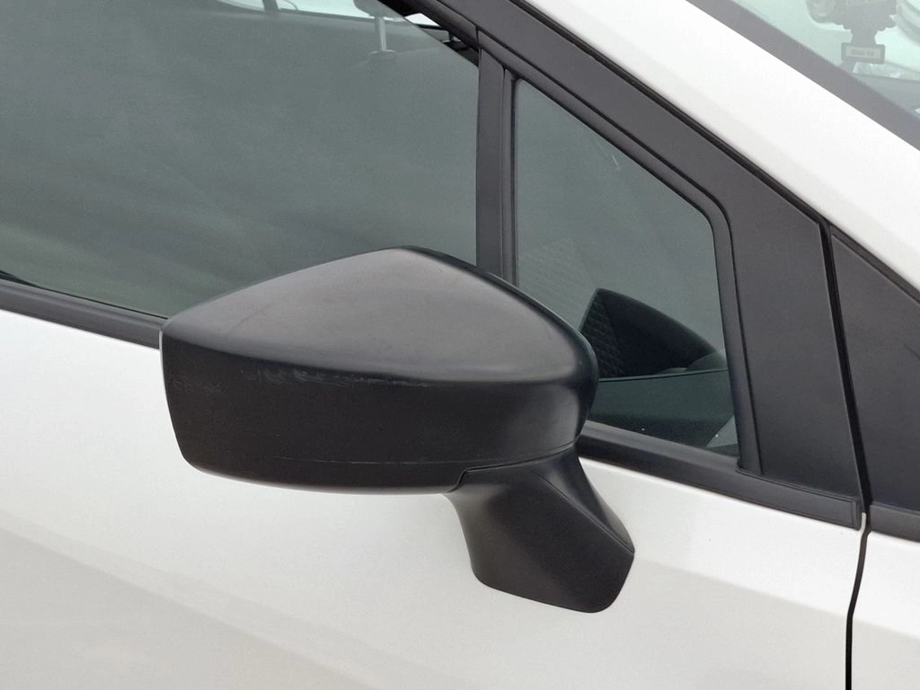 Nissan Versa Sense 1.6 Mt año 2024