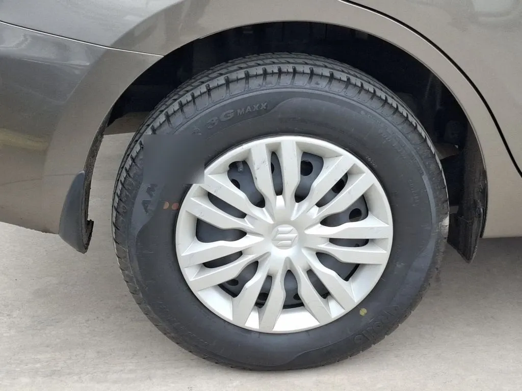 Suzuki Dzire Gl 1.2 año 2024