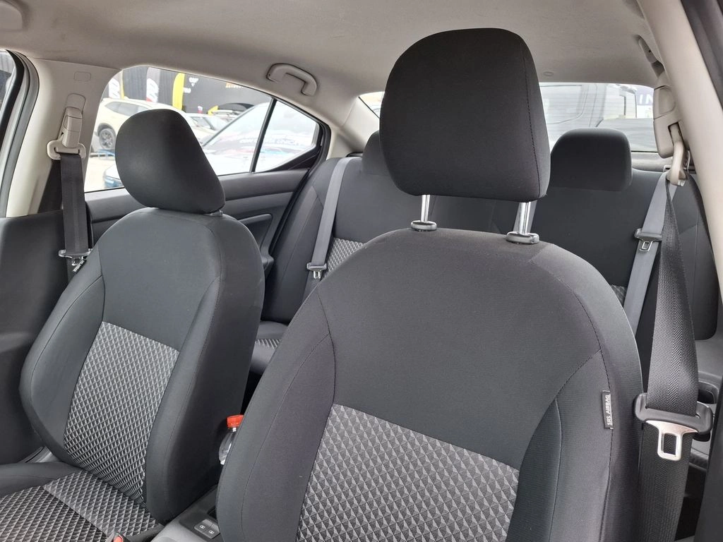 Nissan Versa Sense 1.6 Mt año 2024