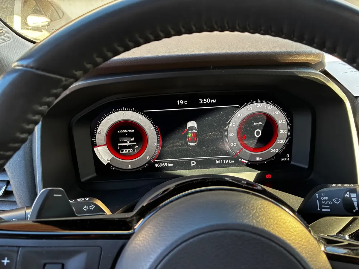 NISSAN X-TRAIL 2.5 Exclusive 3row At 4x4 año 2024