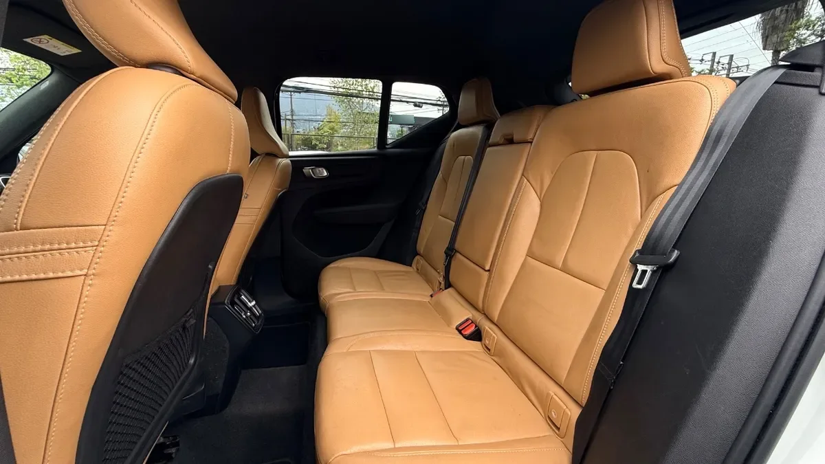 Volvo Xc40 D4 año 2021