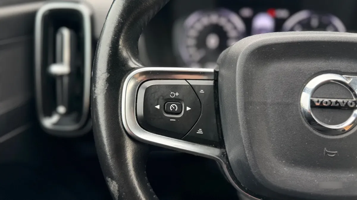 Volvo Xc40 D4 año 2021