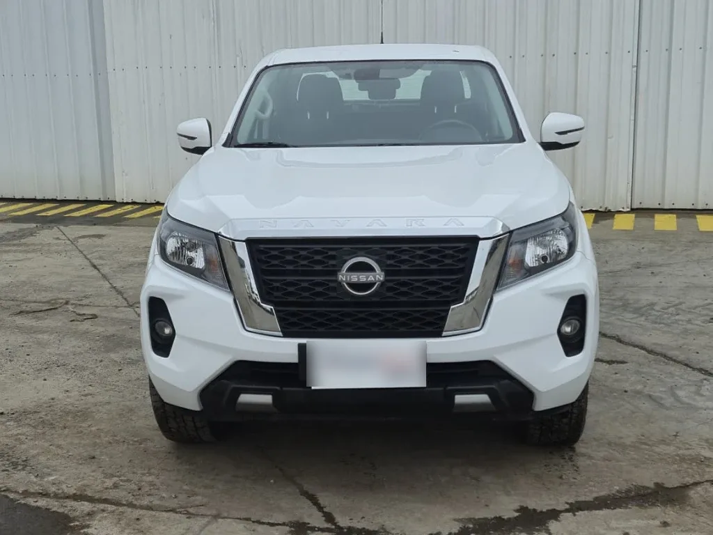 Nissan Navara Navara Xe 2.3 Mt 4x2 año 2023