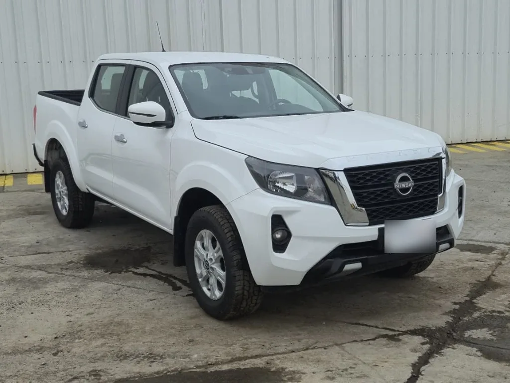 Nissan Navara Navara Xe 2.3 Mt 4x2 año 2023