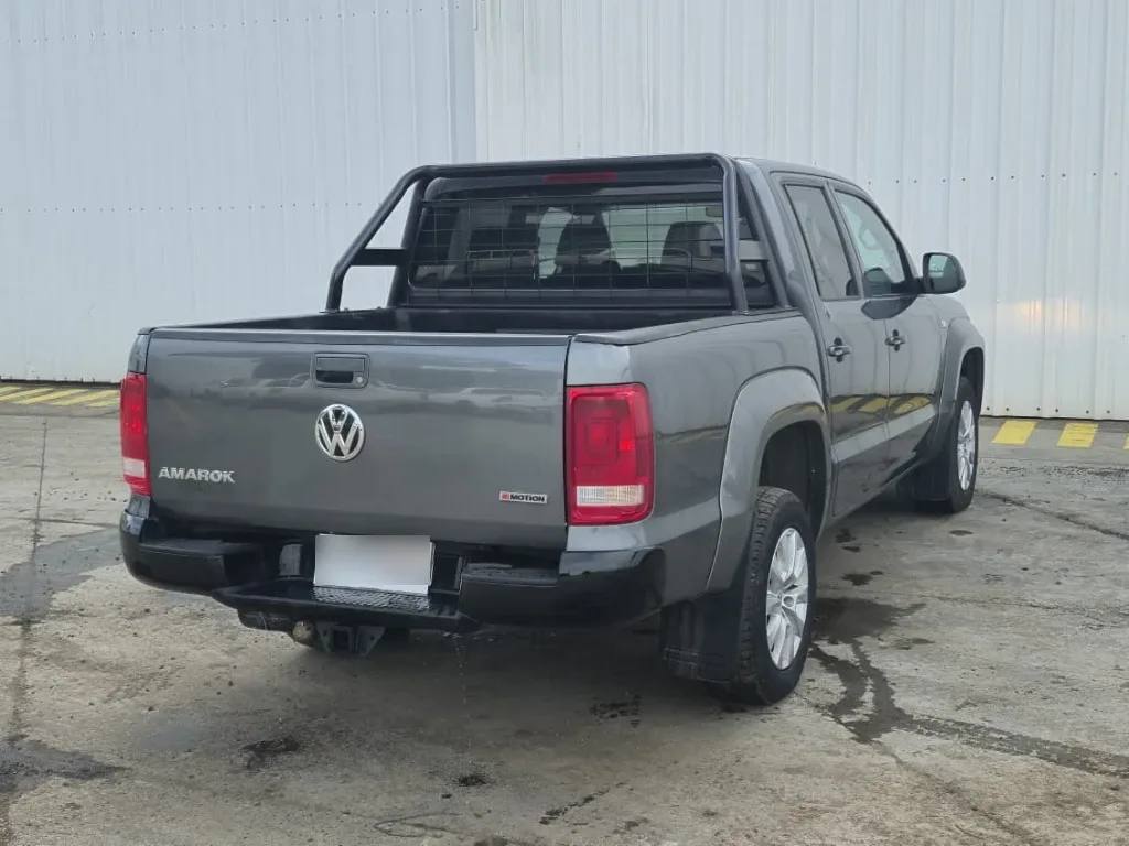 Volkswagen Amarok Dcab Tdi 4x4 Trendline 2.0 año 2023