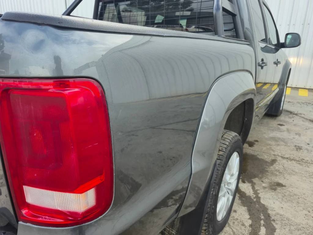 Volkswagen Amarok Dcab Tdi 4x4 Trendline 2.0 año 2023