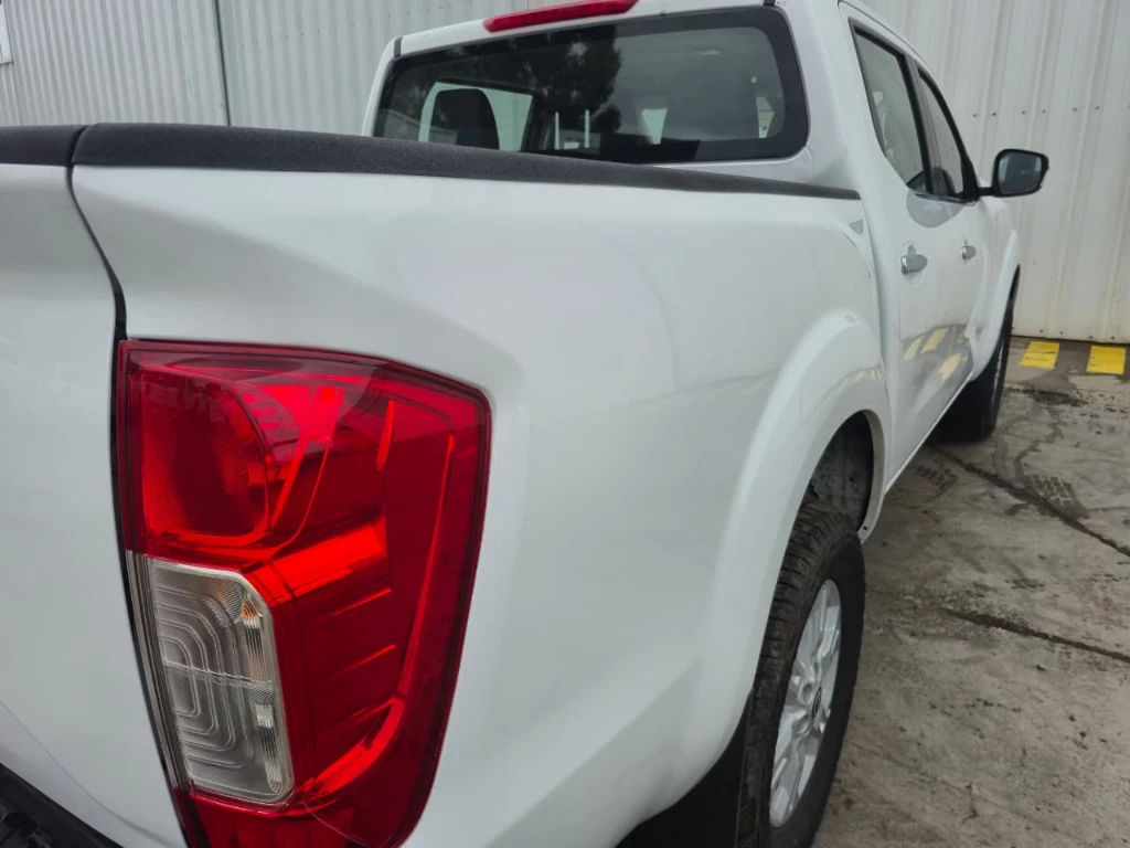 Nissan Navara Navara Xe 2.3 Mt 4x2 año 2023
