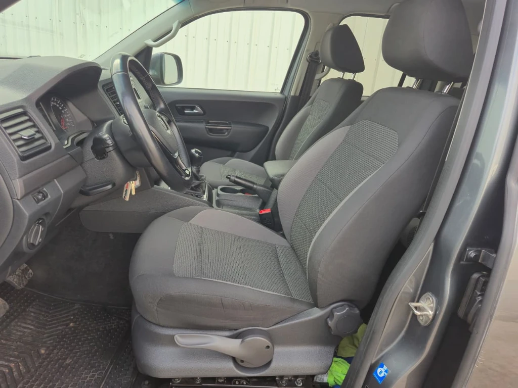 Volkswagen Amarok Dcab Tdi 4x4 Trendline 2.0 año 2023