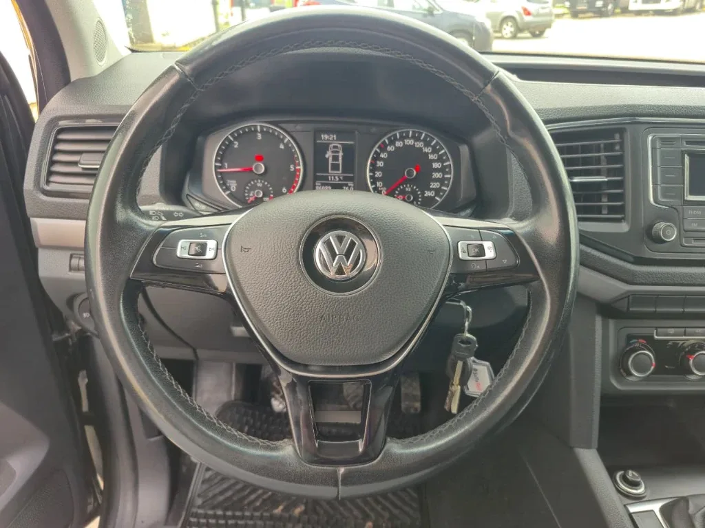 Volkswagen Amarok Dcab Tdi 4x4 Trendline 2.0 año 2023