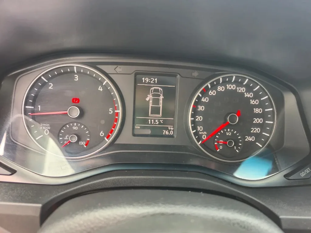 Volkswagen Amarok Dcab Tdi 4x4 Trendline 2.0 año 2023