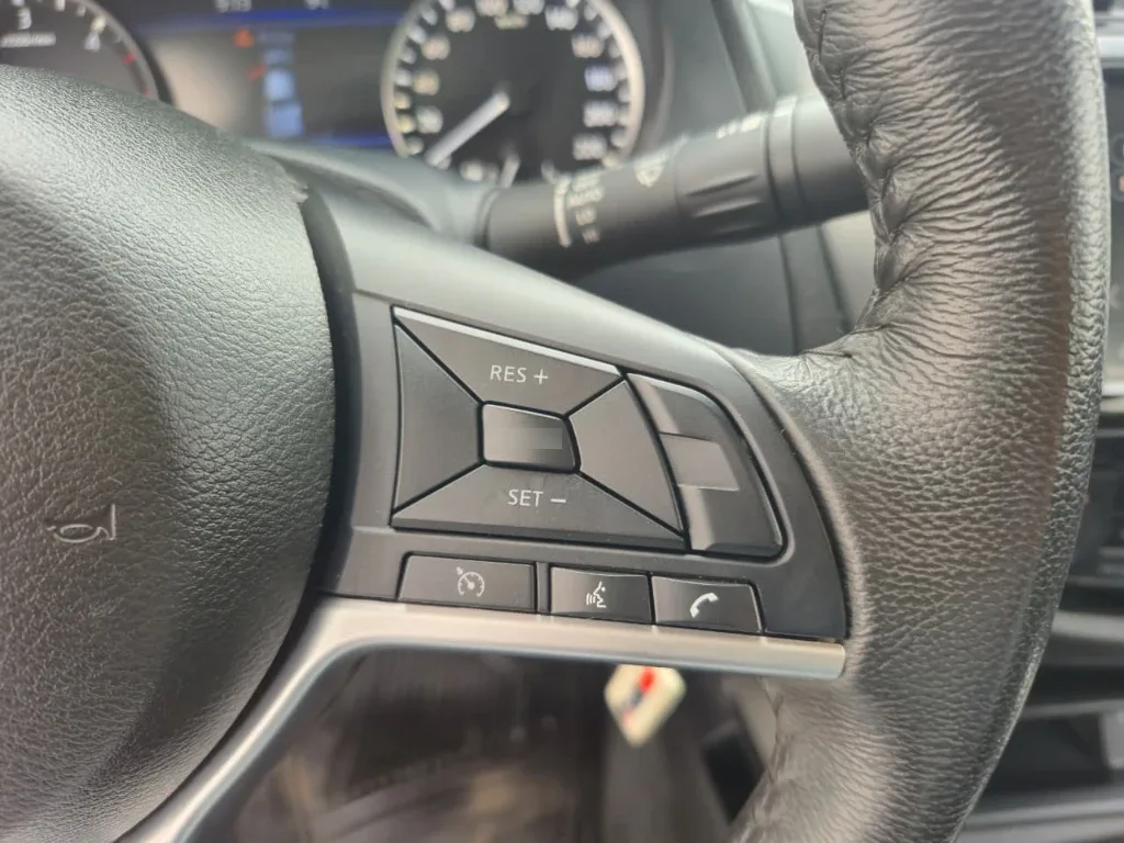 Nissan Navara Navara Xe 2.3 Mt 4x2 año 2023