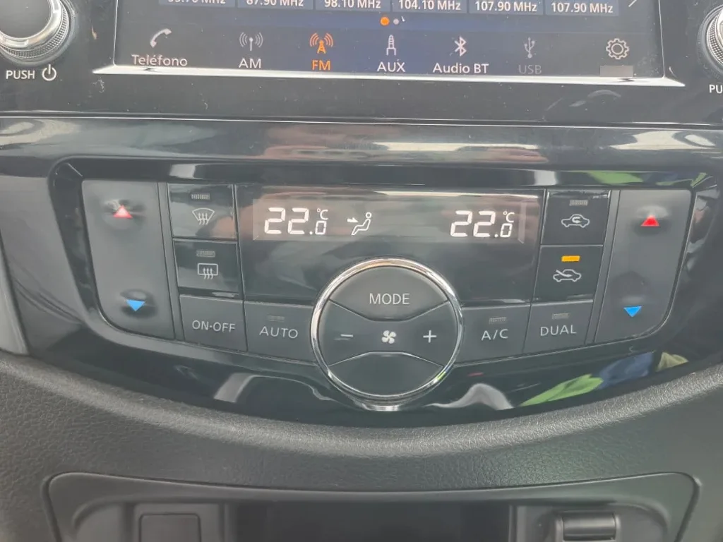 Nissan Navara Navara Xe 2.3 Mt 4x2 año 2023