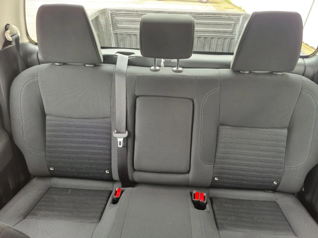 Nissan Navara Navara Xe 2.3 Mt 4x2 año 2023