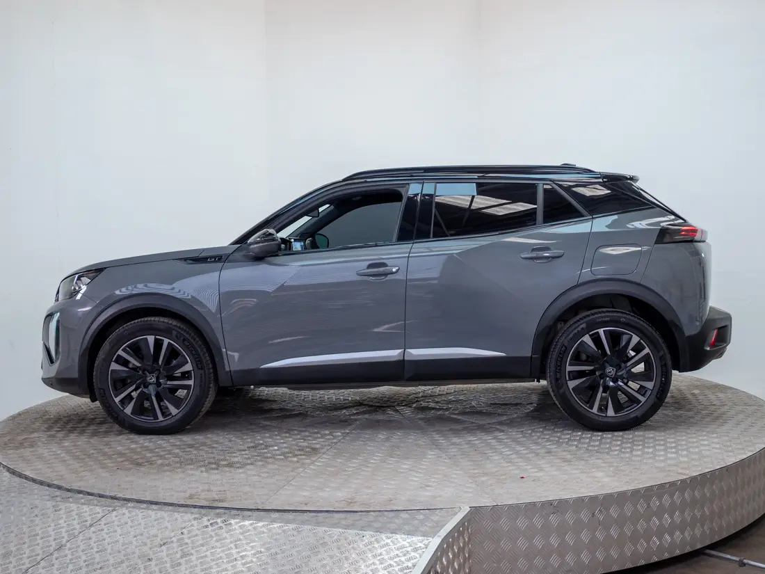 Peugeot 2008 1.2 Gt Mhev 136 At Hibrido año 2025