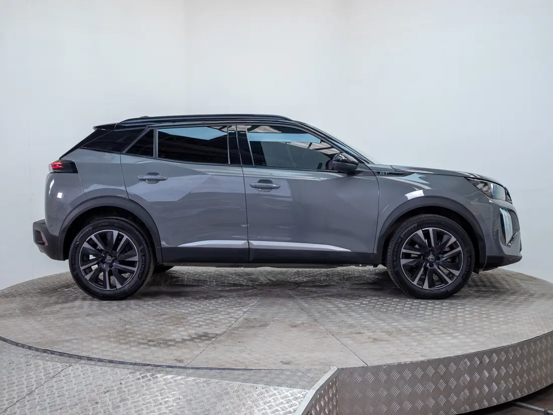 Peugeot 2008 1.2 Gt Mhev 136 At Hibrido año 2025