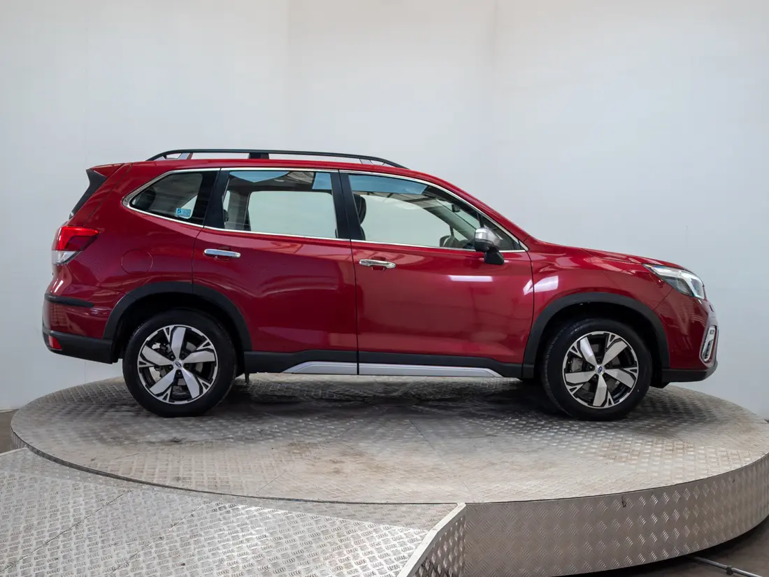 Subaru Forester 2.0 Awd Limited Es At 4x4 año 2021