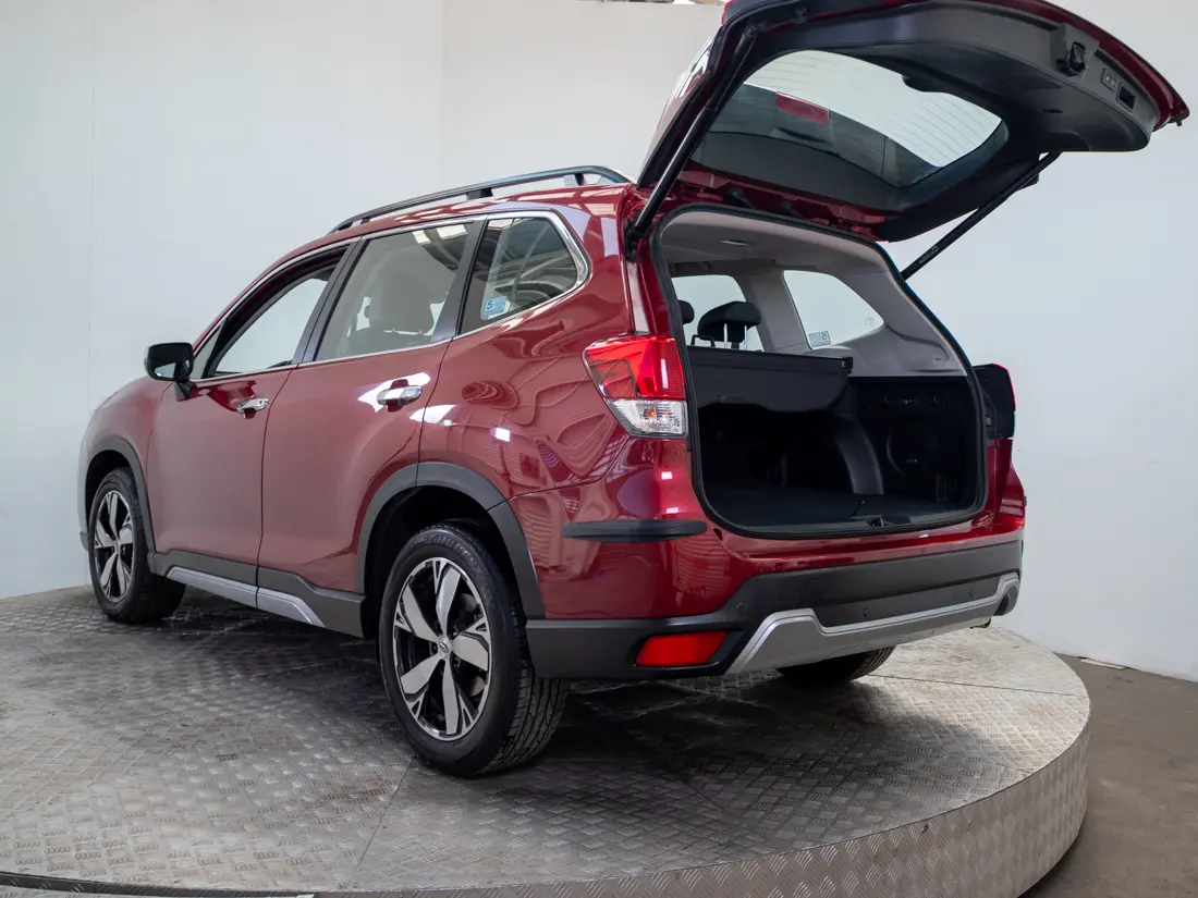 Subaru Forester 2.0 Awd Limited Es At 4x4 año 2021