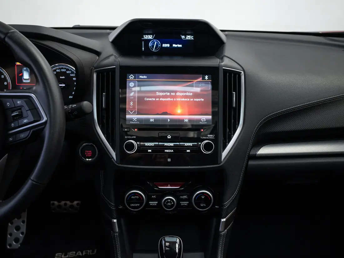 Subaru Forester 2.0 Awd Limited Es At 4x4 año 2021