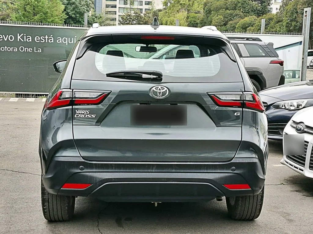 Toyota Yaris Cross 1.5 At año 2024