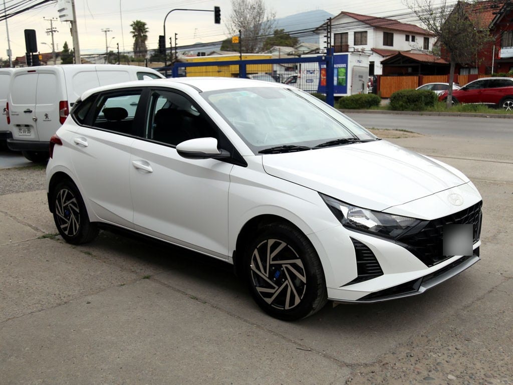 Hyundai I20 Mt 1.4 año 2025