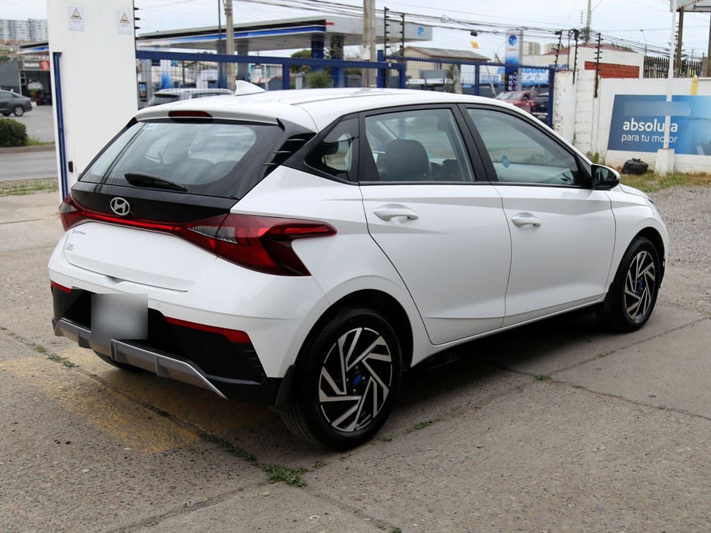 Hyundai I20 Mt 1.4 año 2025