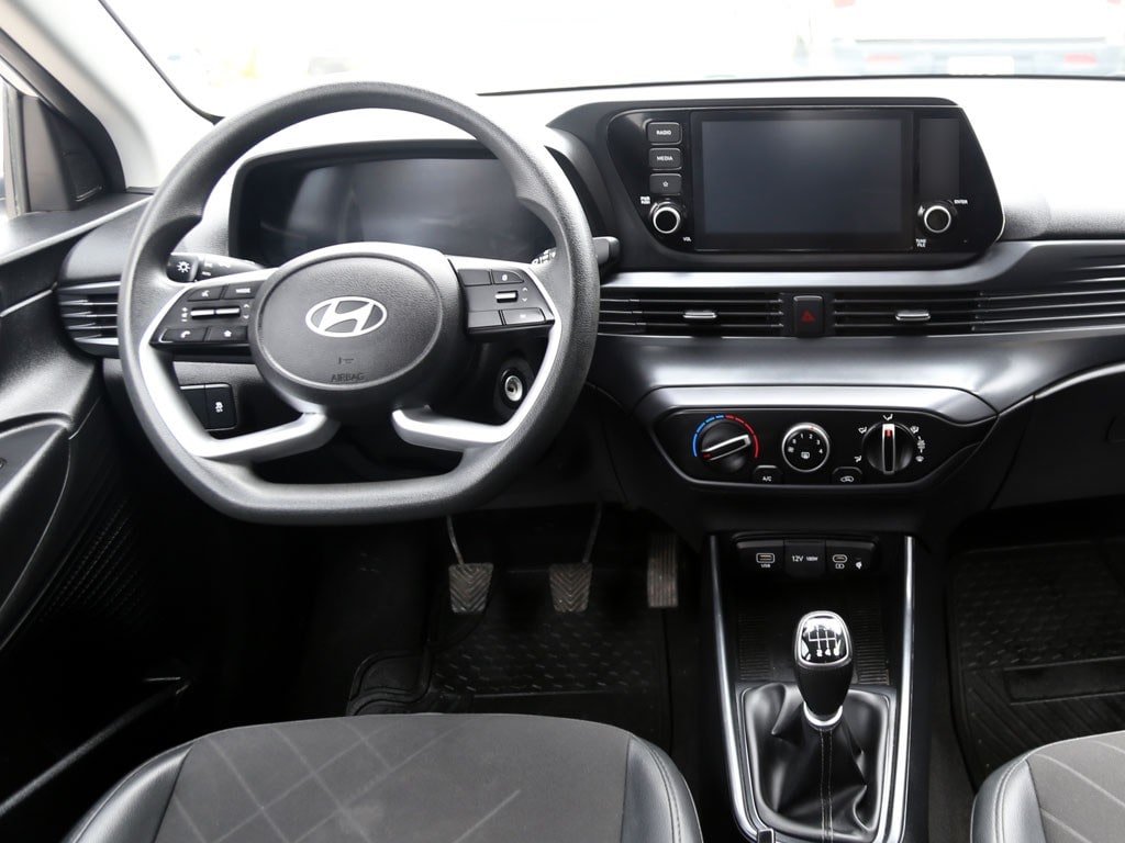 Hyundai I20 Mt 1.4 año 2025