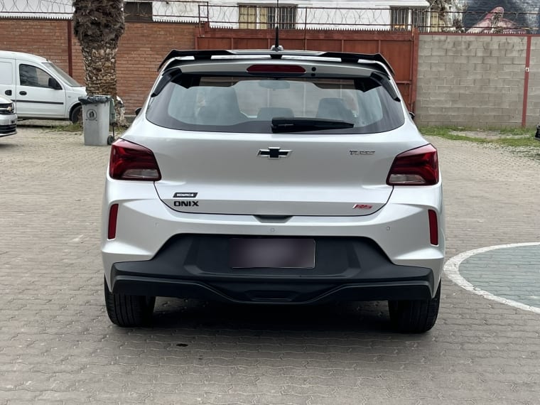 Chevrolet Onix 1.0 Hb Rs Mt año 2023