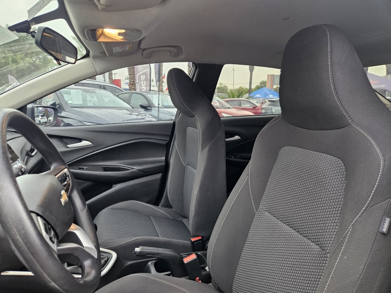 Chevrolet Onix Nb Lt 1.0t año 2022
