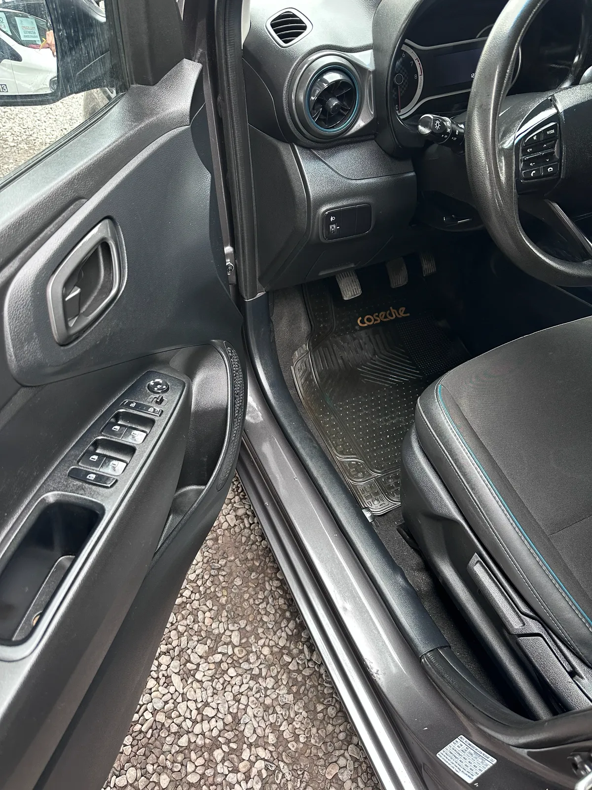 HYUNDAI GRAND I-10  año 2022