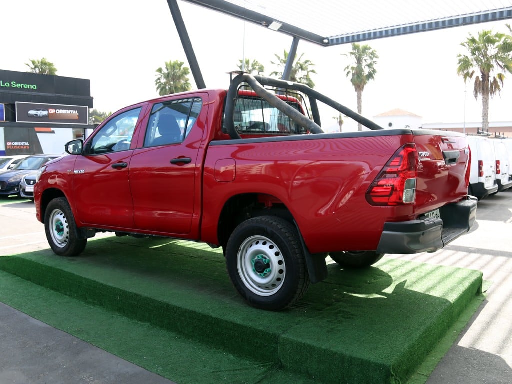 Toyota Hilux Dx 2.4 4x4 Mt año 2023