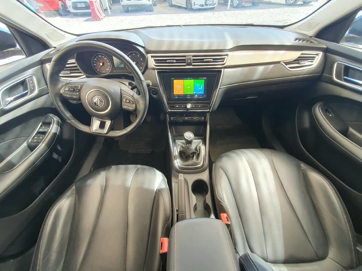MG MG5 1.5 Dlx Mt año 2023