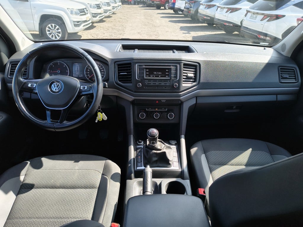 Volkswagen Amarok Trendline 4x4 2.0 año 2023