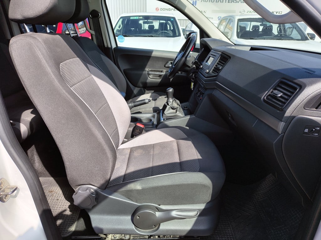Volkswagen Amarok Trendline 4x4 2.0 año 2023