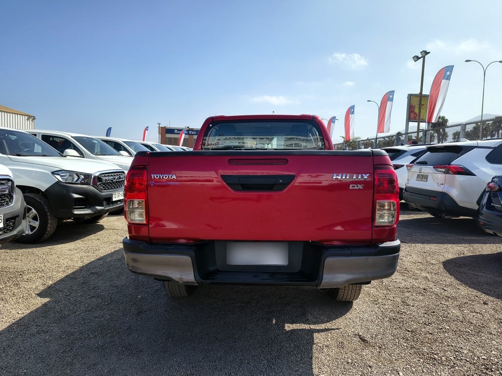 Toyota Hilux 2.4 Diesel 4x2 T/m año 2023