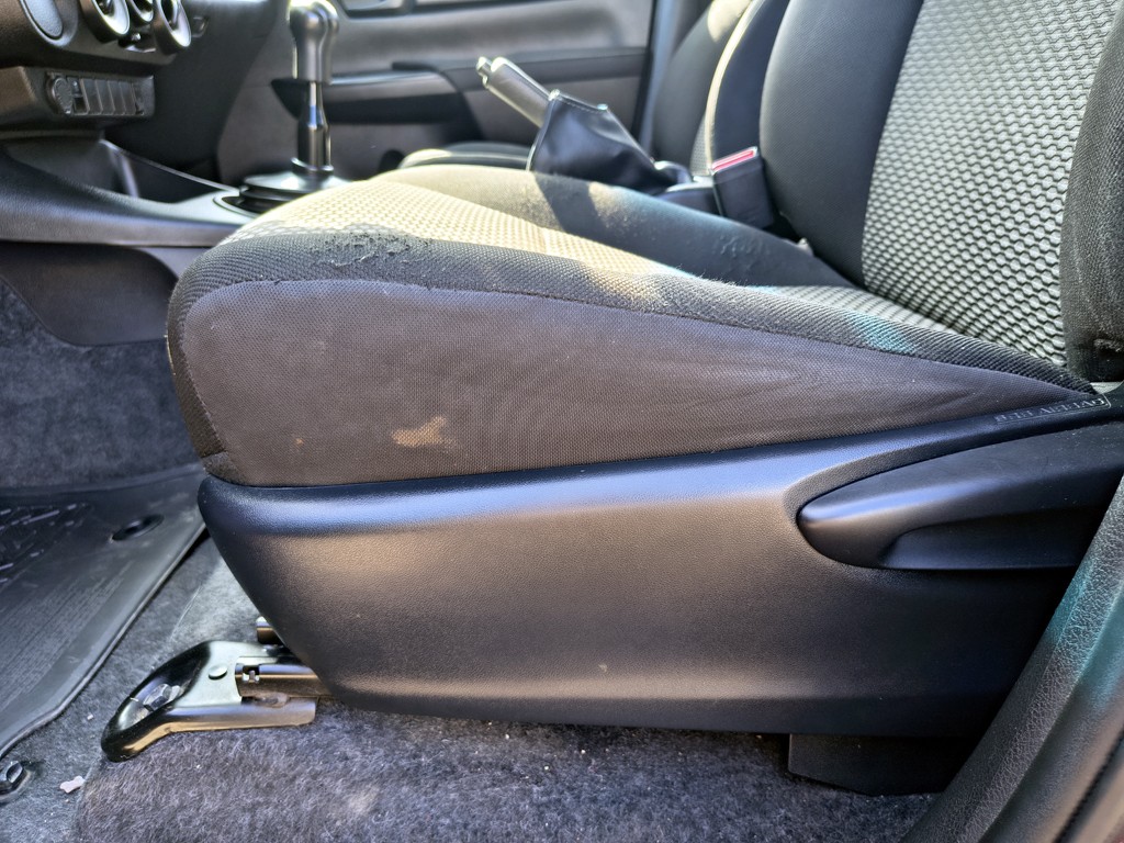 Toyota Hilux 2.4 Diesel 4x2 T/m año 2023