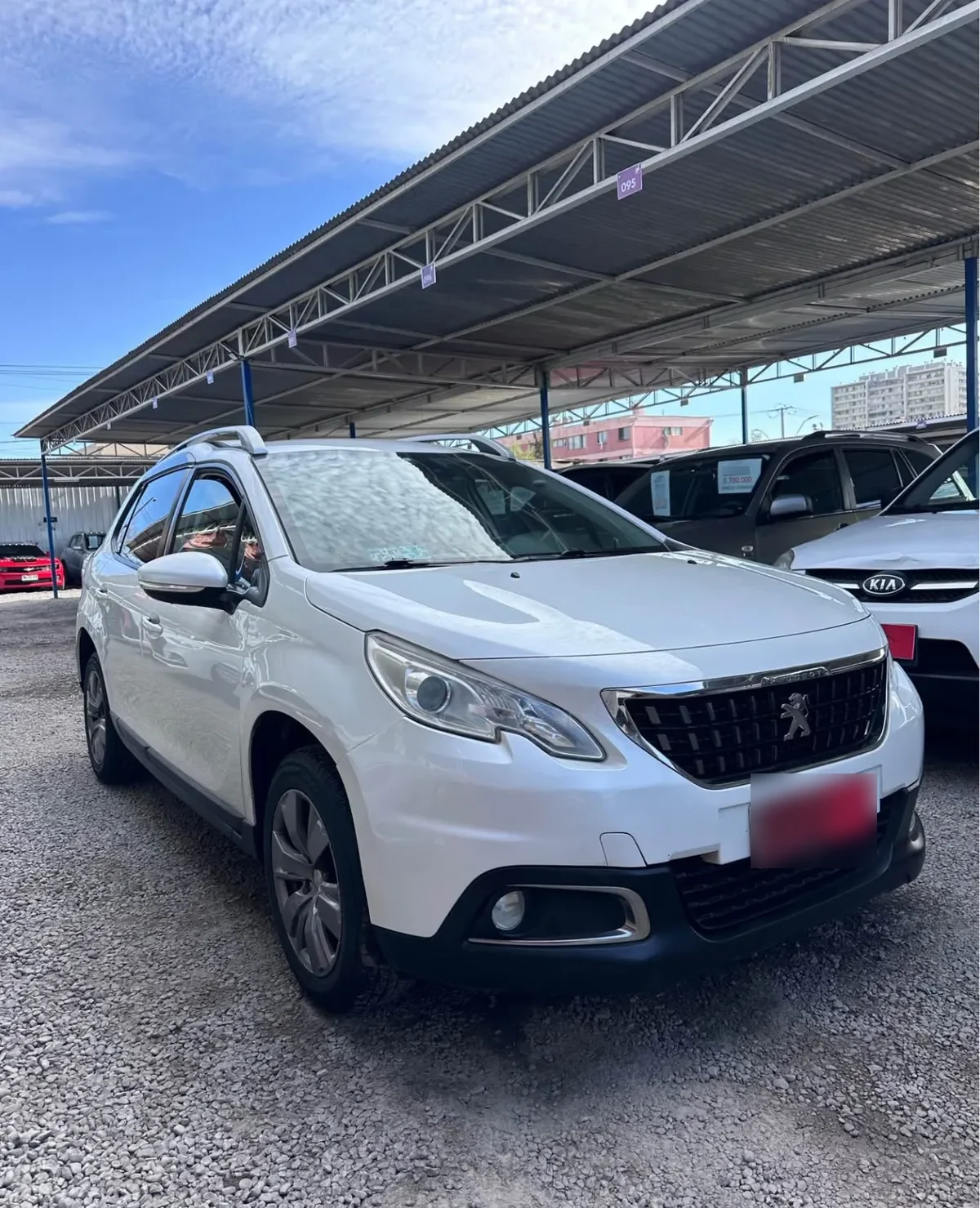 PEUGEOT 2008  año 2017