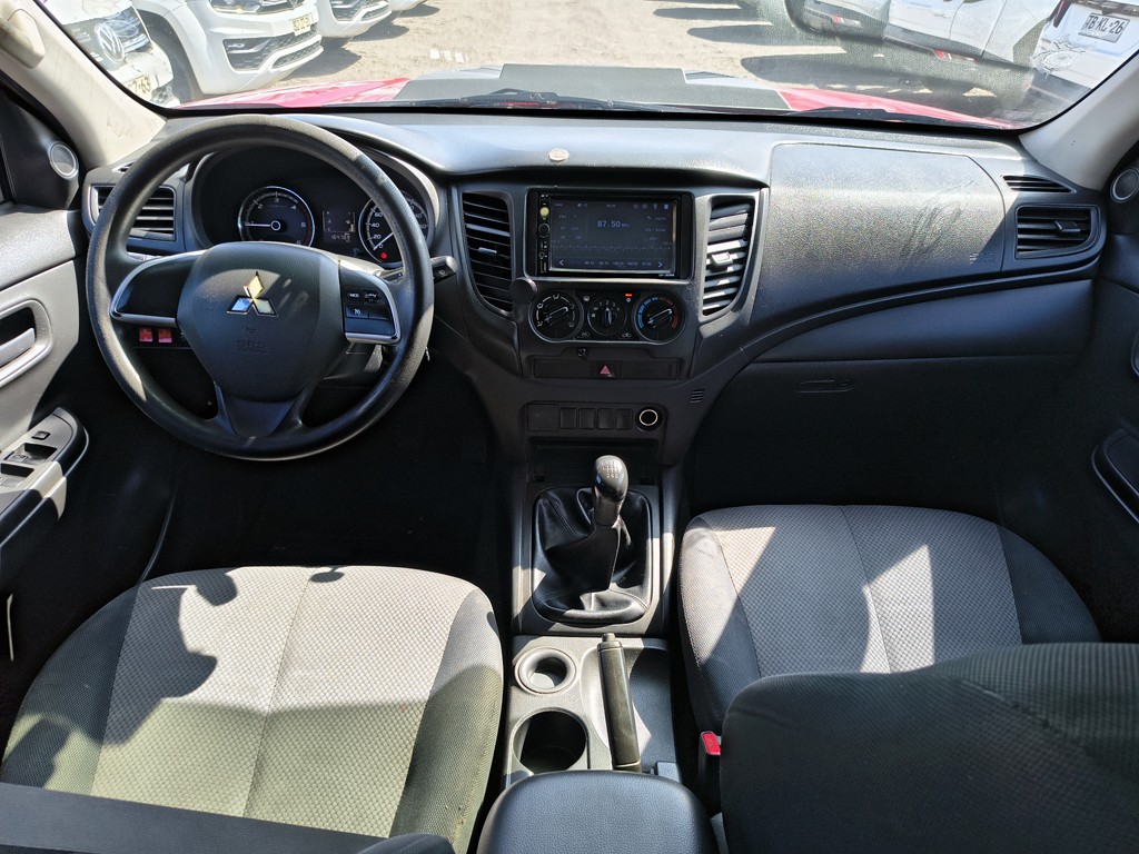Mitsubishi L200 2.4 Katana Cr año 2021