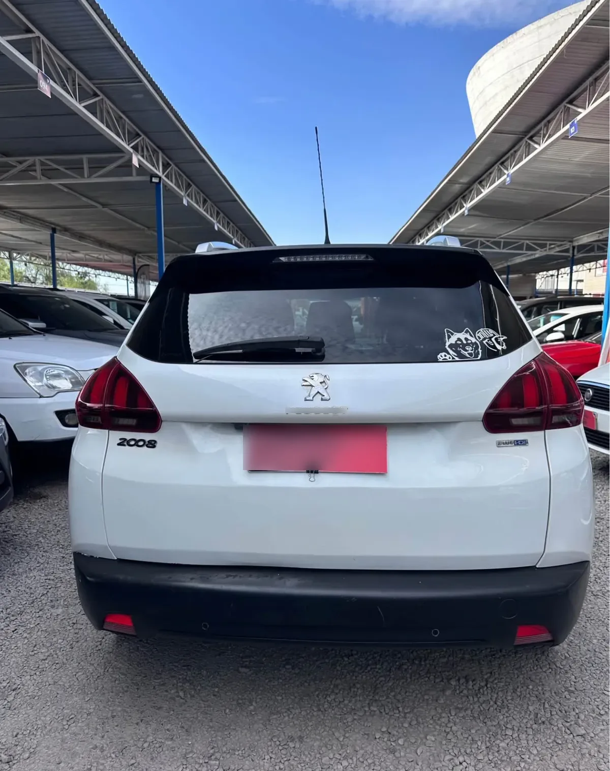 PEUGEOT 2008  año 2017