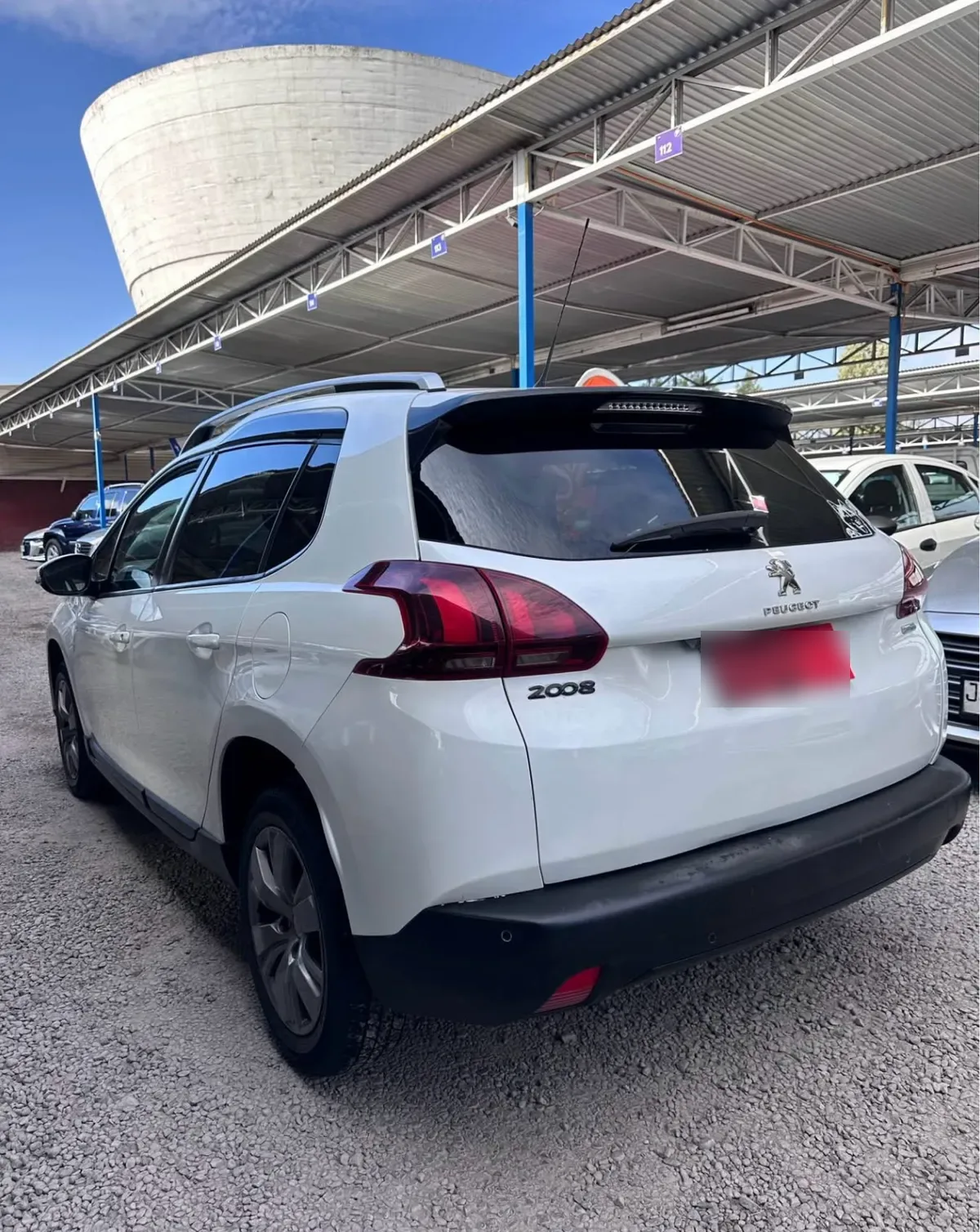 PEUGEOT 2008  año 2017