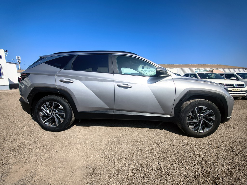Hyundai Tucson Nx4 Mpi 2.0 año 2024