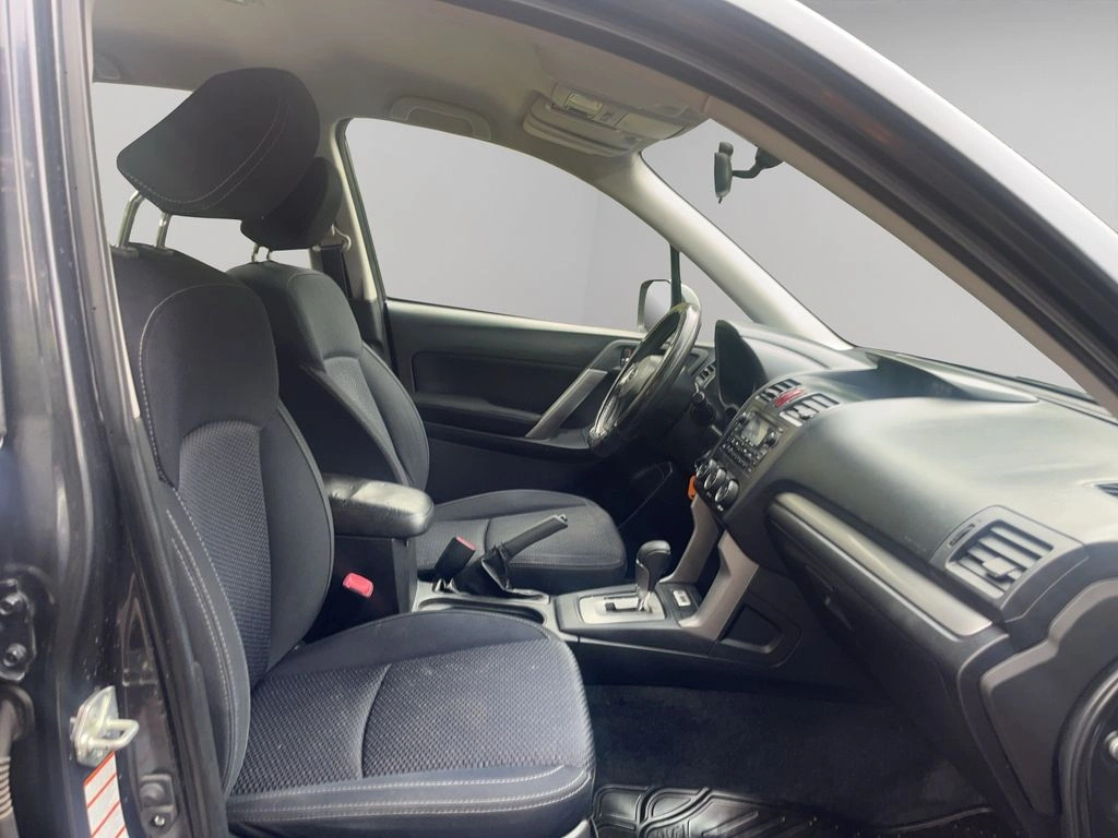 Subaru Forester All Xs Cvt 2.0 año 2014