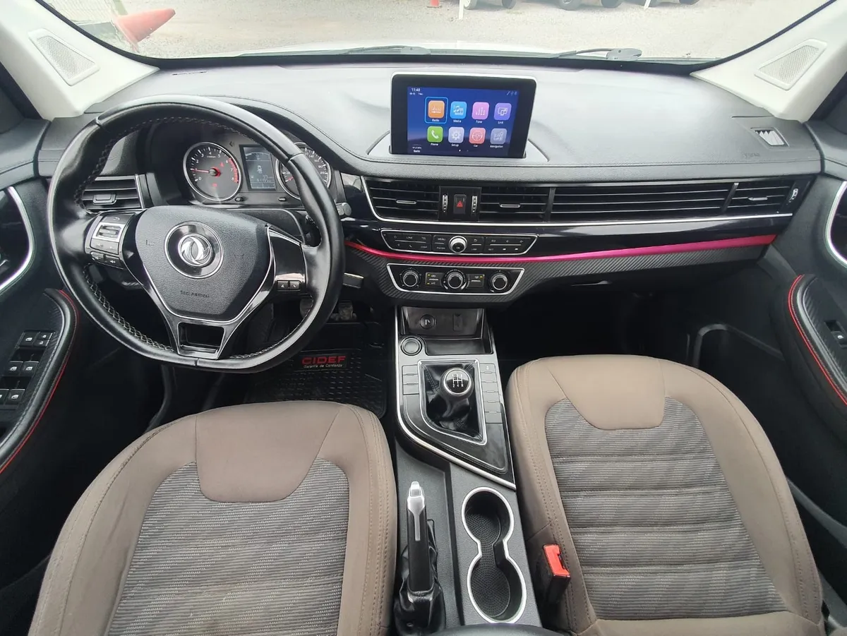 Dongfeng SX6 2.0 Luxury 7 Pas Mt año 2019