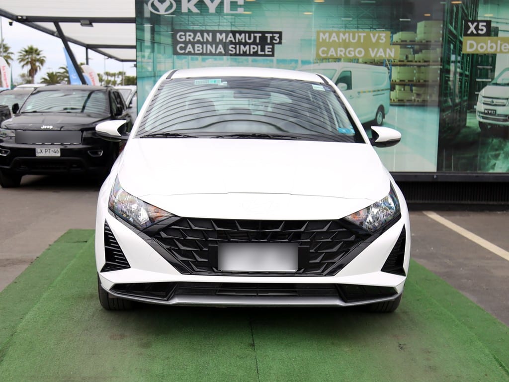 Hyundai I20 Plus 1.4 Mt año 2025